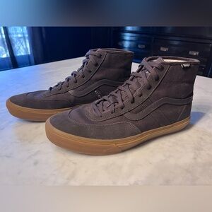 Mens retro hi top Vans. Brown. Gum sole. 13.